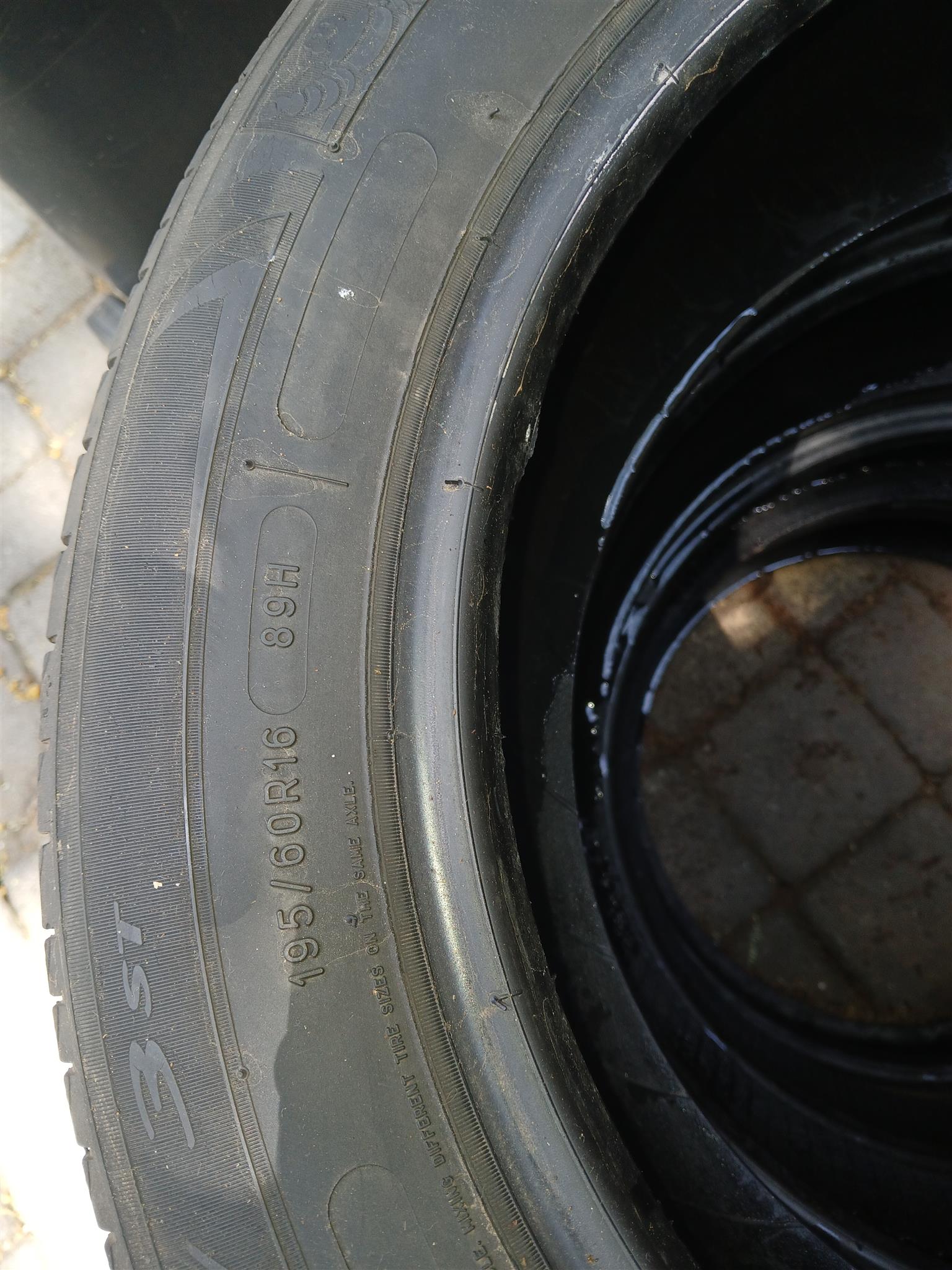 Old Honda BRV tires 195/60R16 - Private Seller