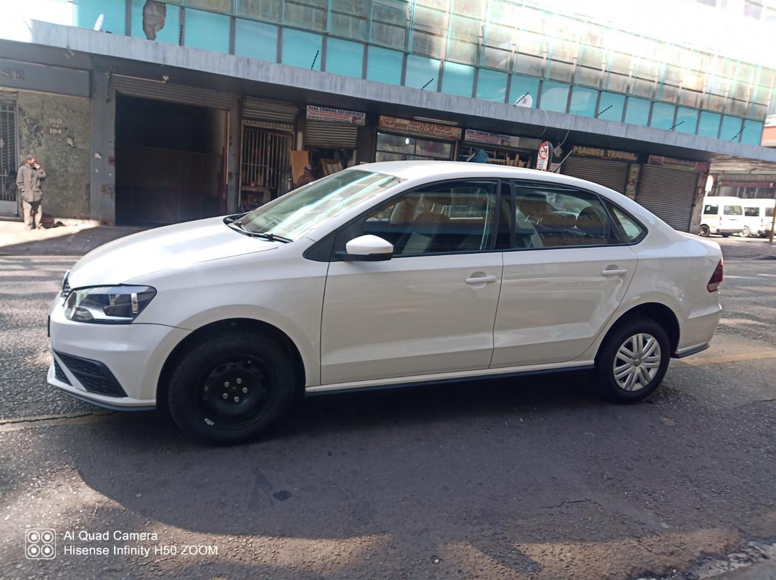 VW Polo vivi ,model 2013,Manual,White,72000km | Junk Mail