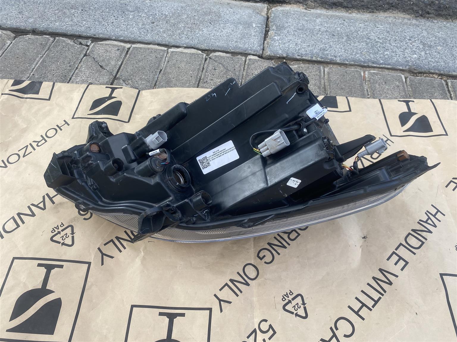 2022 TOYOTA STARLET/SUZUKI BALENO XENON HEADLIGHT LEFT SIDE FOR SALE