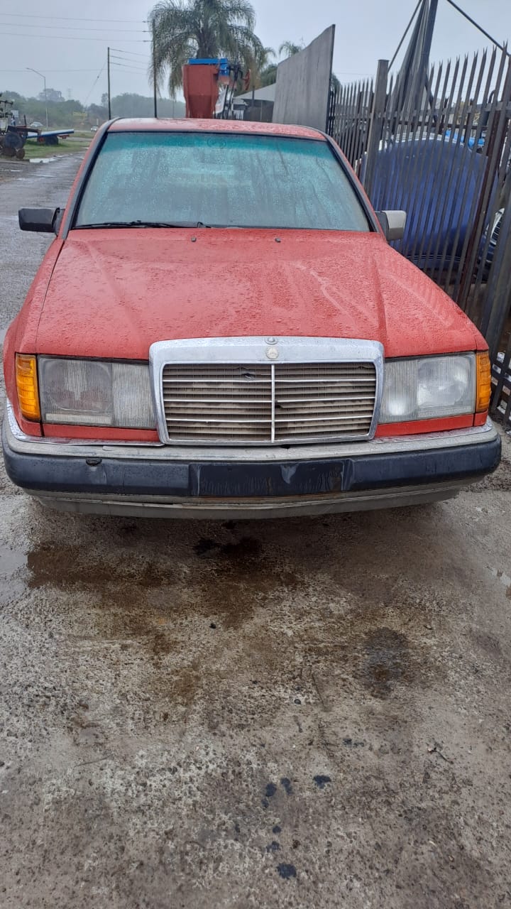 W124 230e stripping for spares Red in colour - Private Seller W124 230e stripping for spares Red in colour - Private Seller