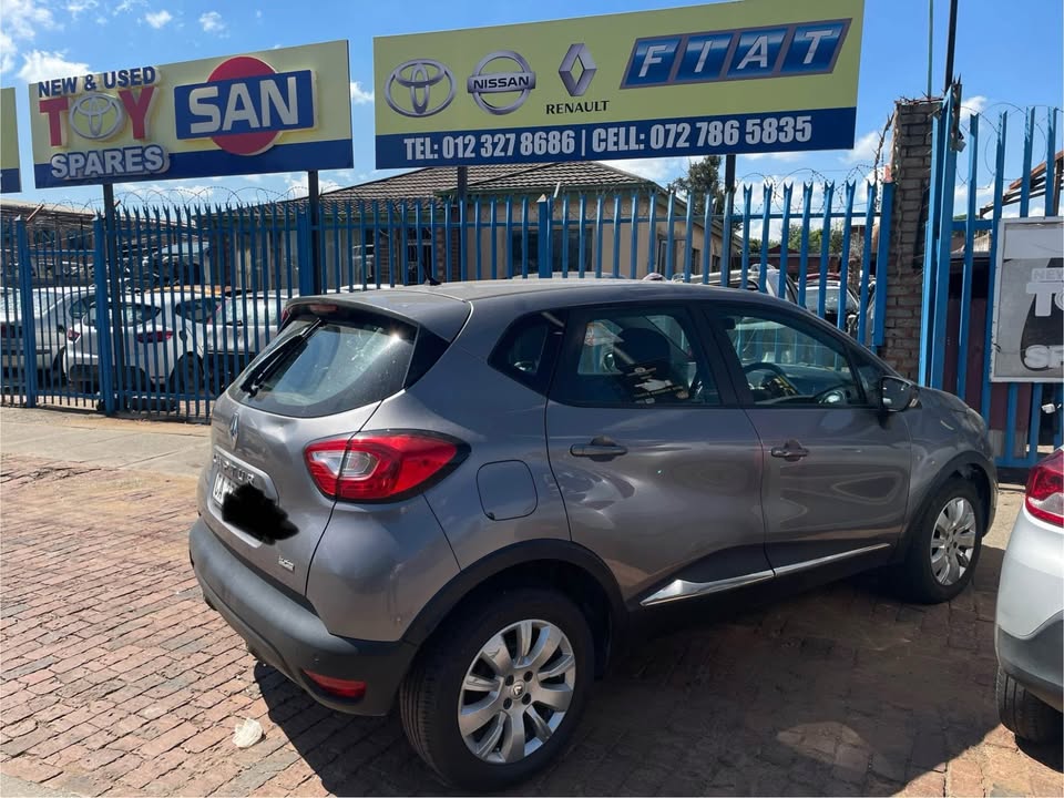 2016 RENAULT CAPTUR FOR SALE - Private Seller 2016 RENAULT CAPTUR FOR SALE - Private Seller