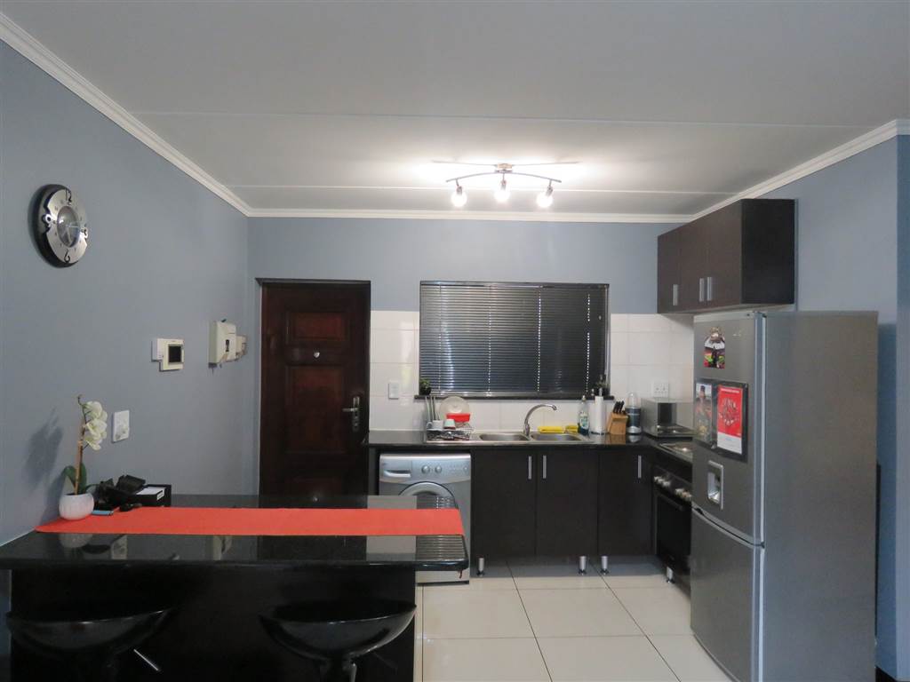 I M Renting Out A One Bedroom Apartment In Midrand Junk Mail