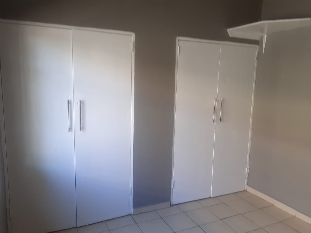 Two and a half Bedroom House to Rent in Jan Niemand Park