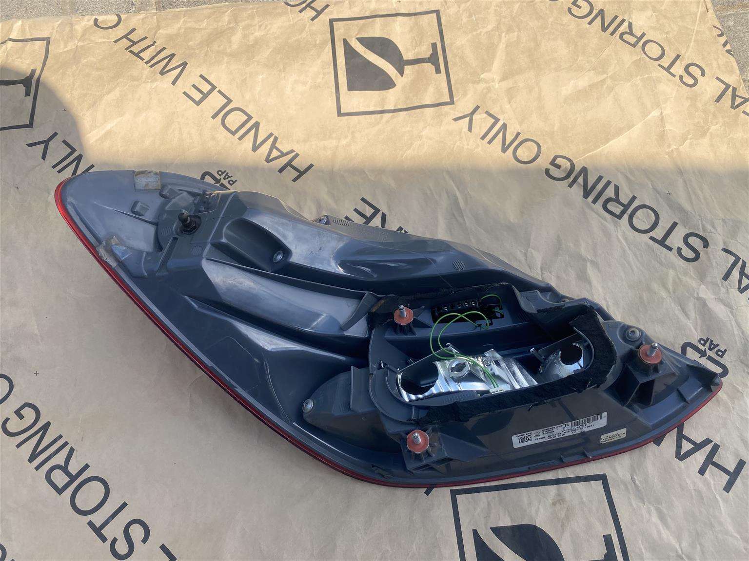 2015 MERCEDES BENZ C-CLASS W205 LED TAIL LIGHT RIGHT SIDE FOR SALE - Private Seller 2015 MERCEDES BENZ C-CLASS W205 LED TAIL LIGHT RIGHT SIDE FOR SALE - Private Seller