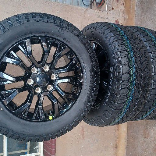 Ford thunder rims and general grabber at3 tyres