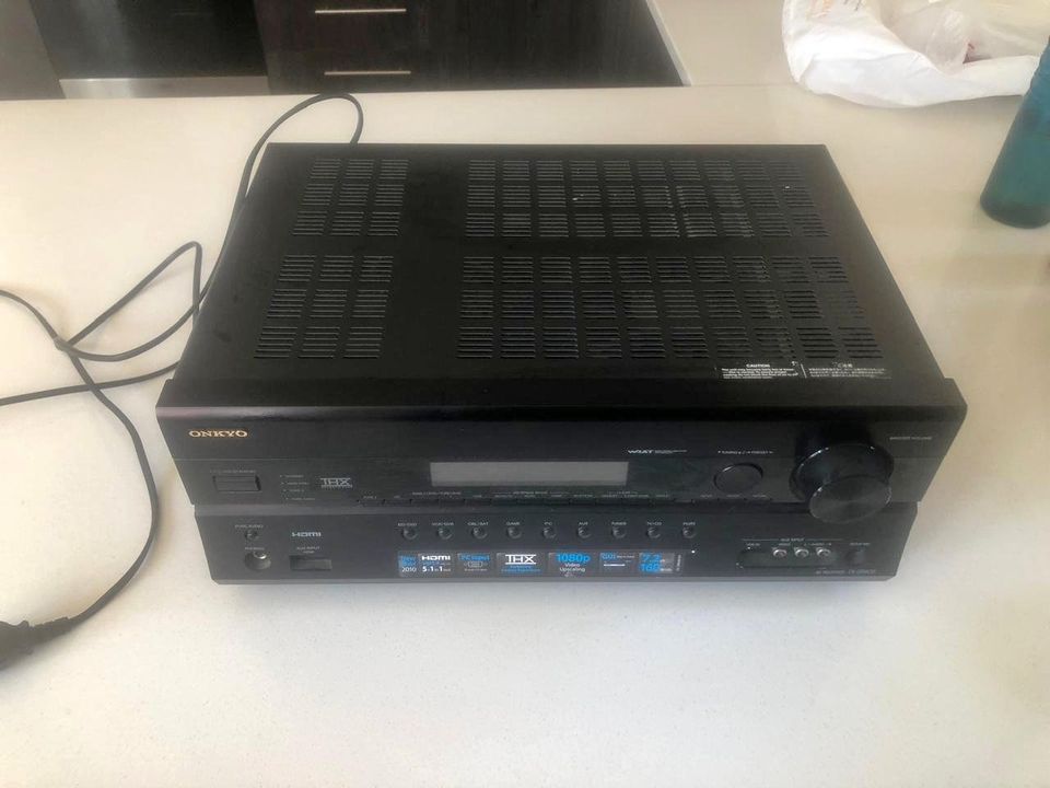 Onkyo TX-SR608 7.2 Amplifier and Jamo S60 5.1 Speakers Onkyo TX-SR608 7.2 Amplifier and Jamo S60 5.1 Speakers