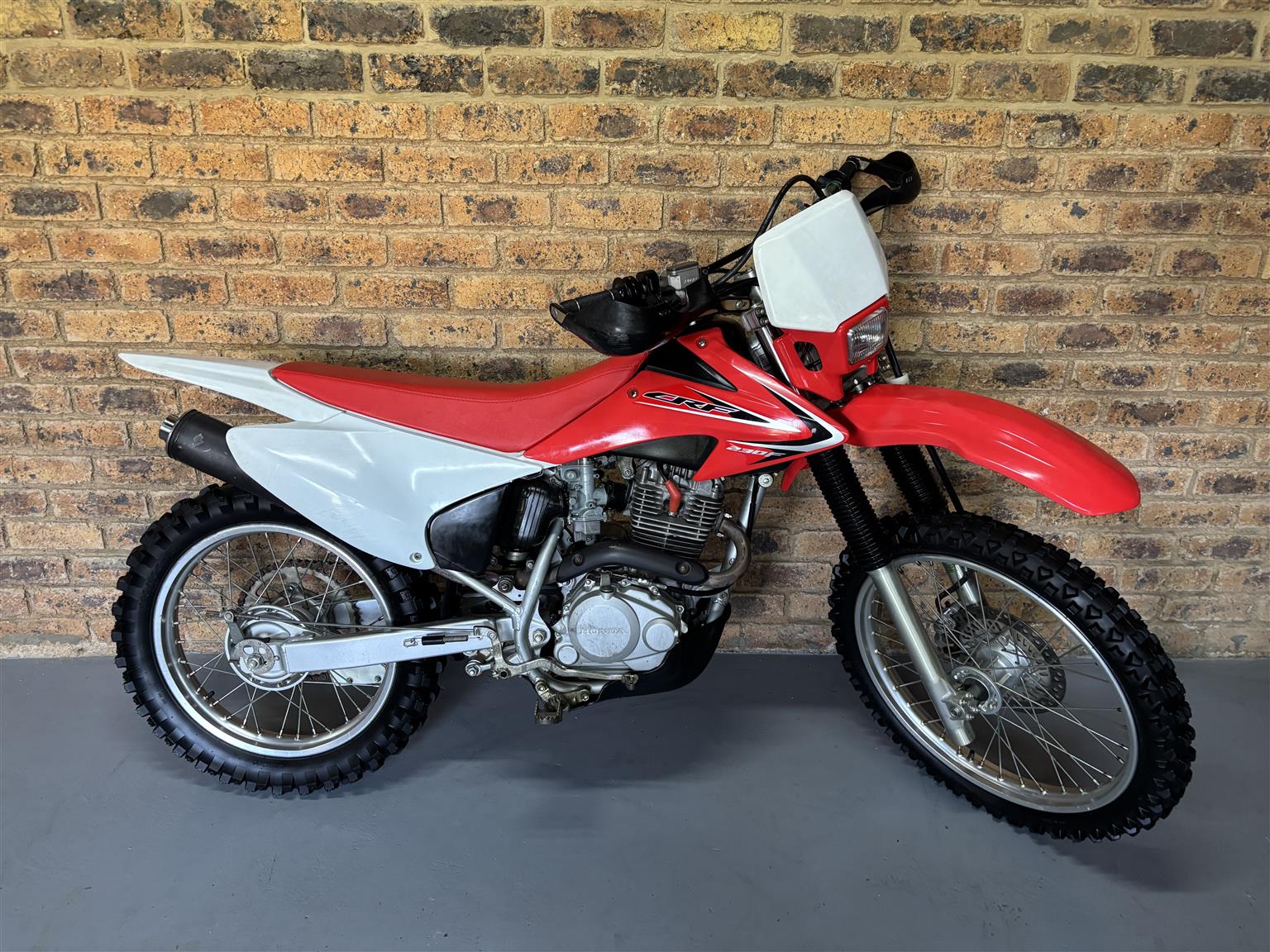 New 2018 Honda CRF230F - Private Seller New 2018 Honda CRF230F - Private Seller