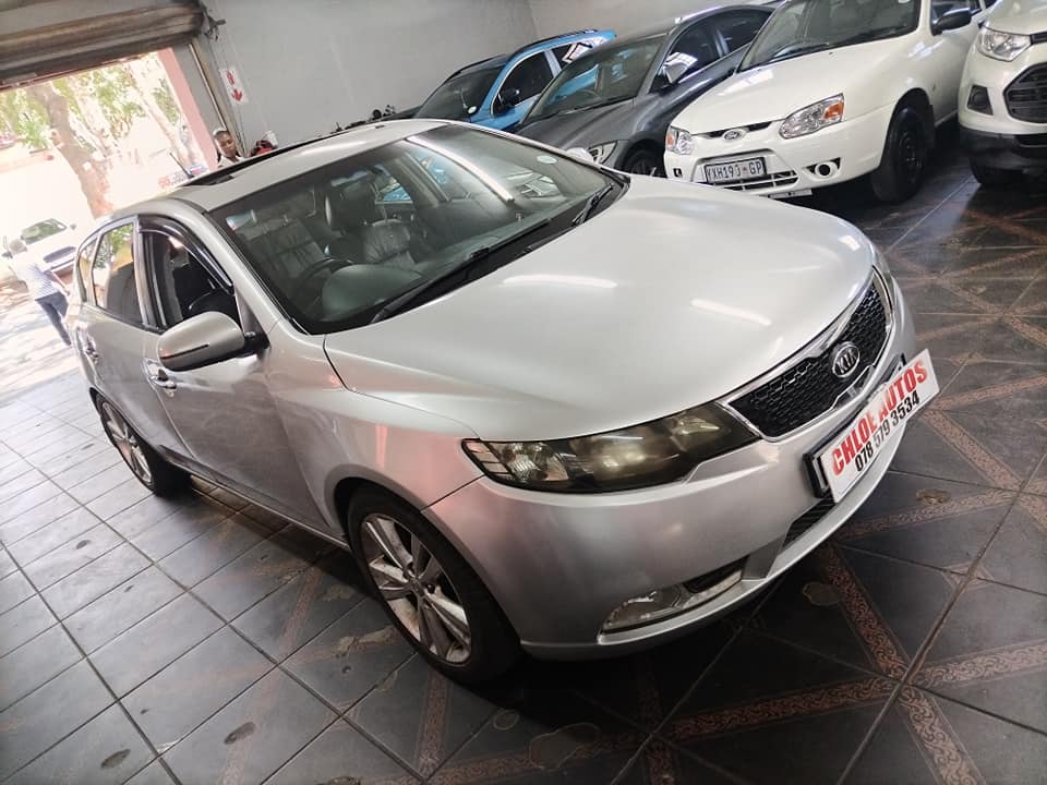 2012 Kia Cerrato 1.6 Petrol, Sparekey Automatic Silver Sunroof 84000km
