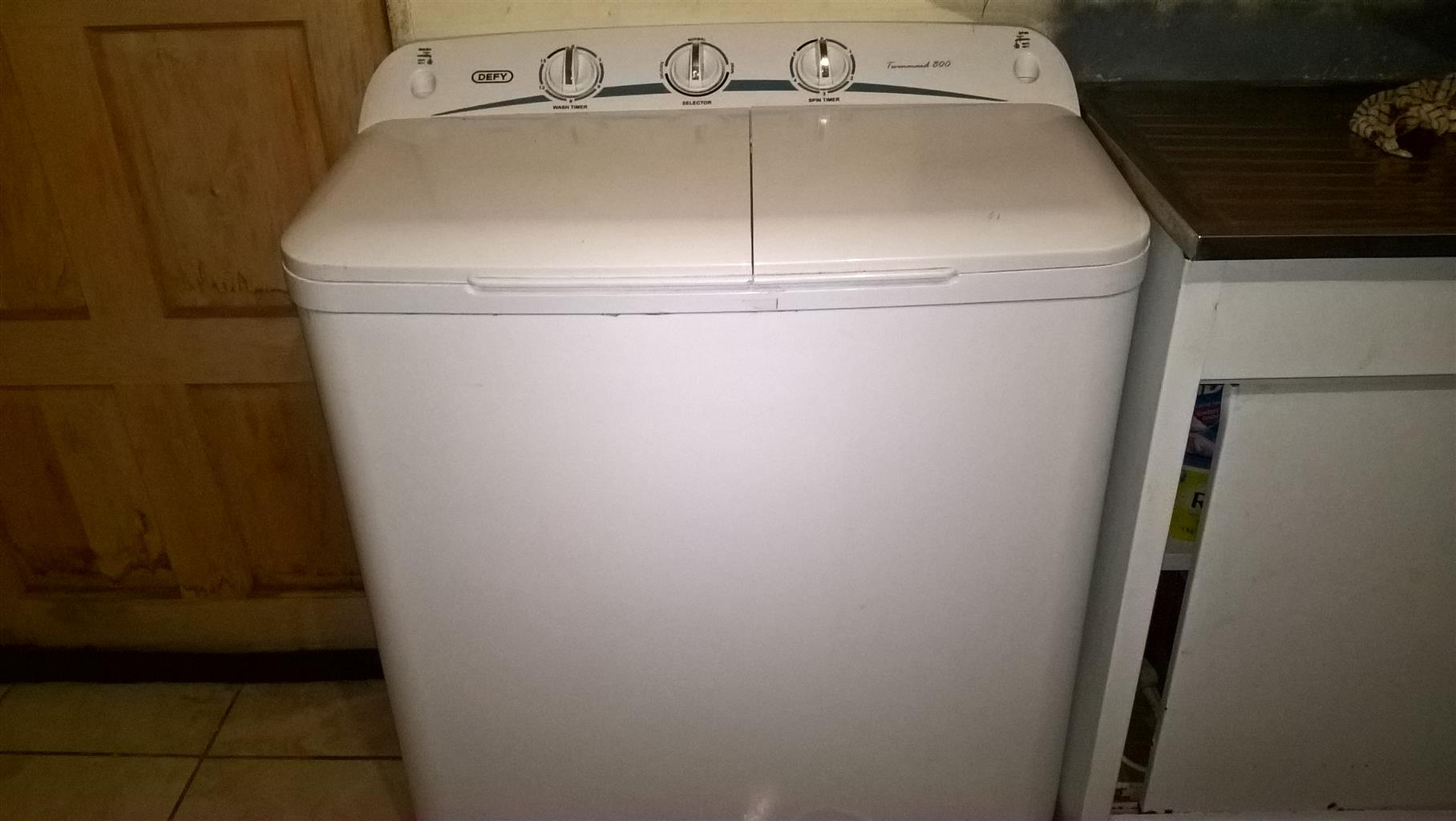 Defy Washing machine for sale.