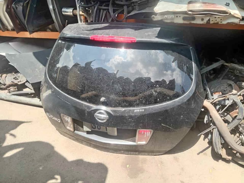 Nissan murano 3.5 2007 tailgate - Private Seller Nissan murano 3.5 2007 tailgate - Private Seller