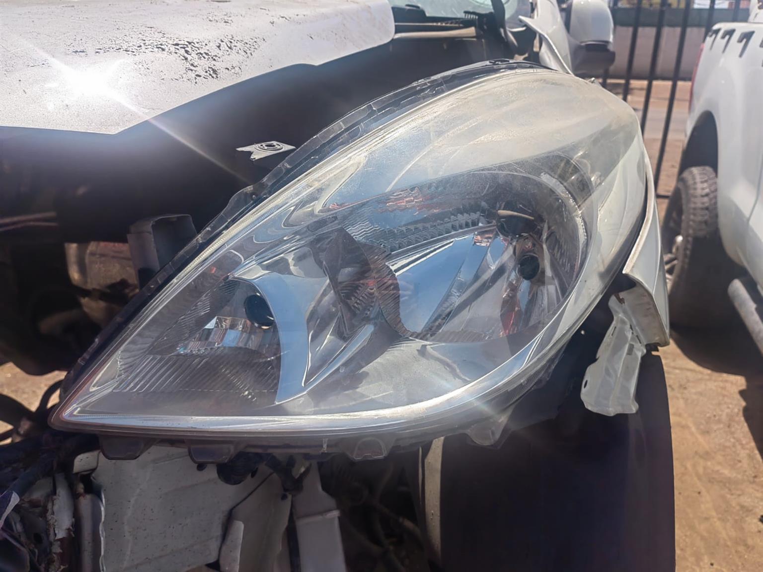 Nissan Almera 2013 headlight for sale used Nissan Almera 2013 headlight for sale used