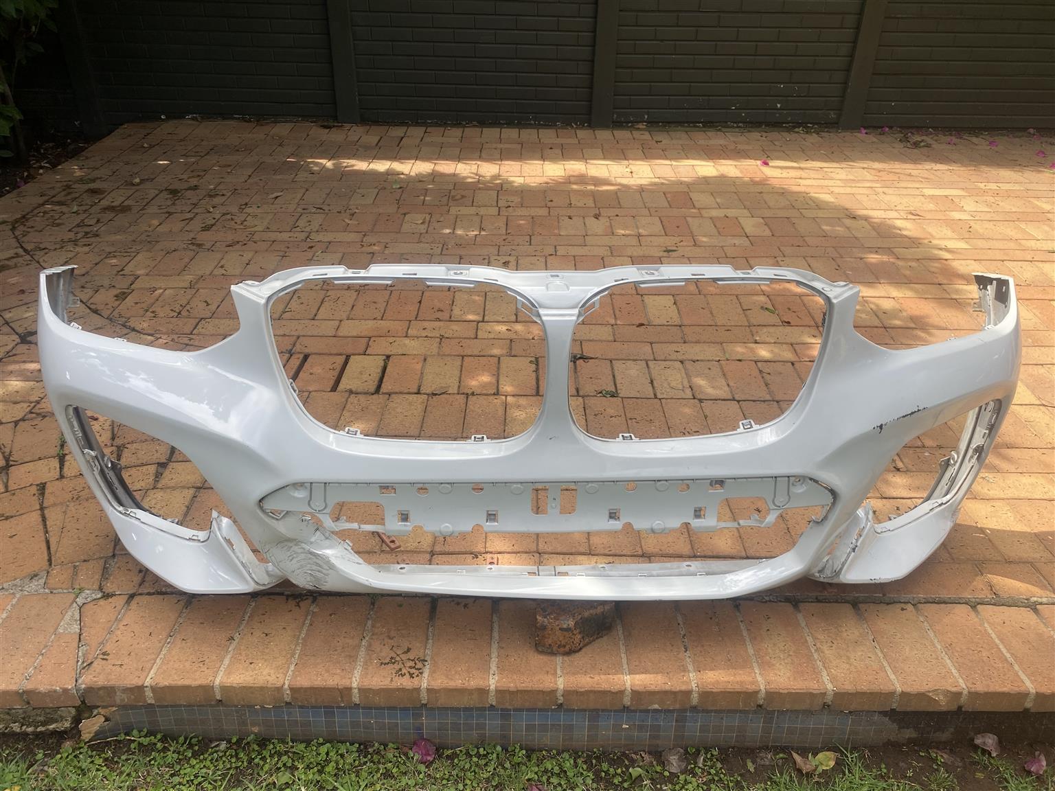 2021 BMW X3 G01 FRONT BUMPER FOR SALE. IN EXCELLENT CONDITION - Private Seller 2021 BMW X3 G01 FRONT BUMPER FOR SALE. IN EXCELLENT CONDITION - Private Seller