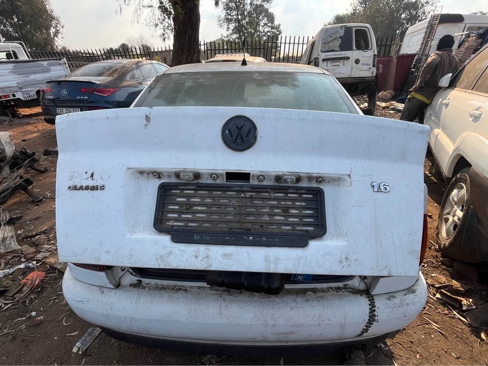 polo classic stripping for spares - Private Seller polo classic stripping for spares - Private Seller