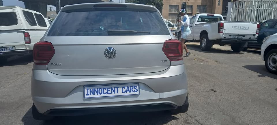 2018 VW POLO 8TSI 1.0 ENGINE, MANUAL, SILVER0. CALL  INNO
