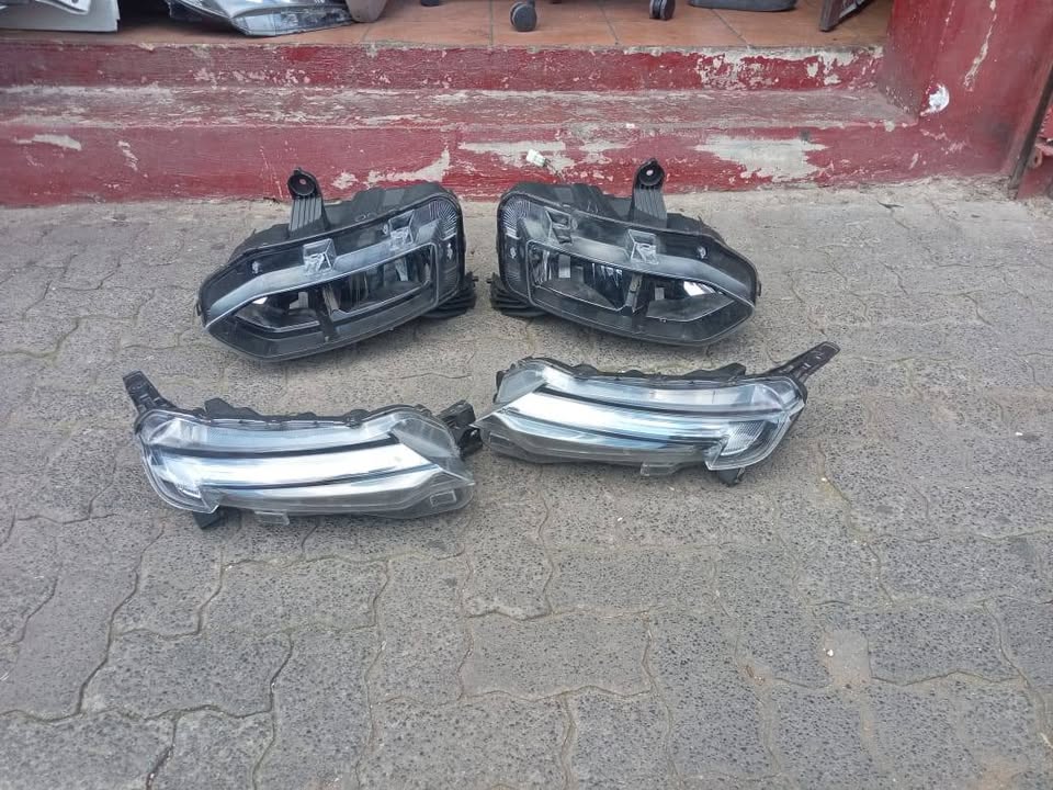 Renault Kiger Headlight - Private Seller Renault Kiger Headlight - Private Seller