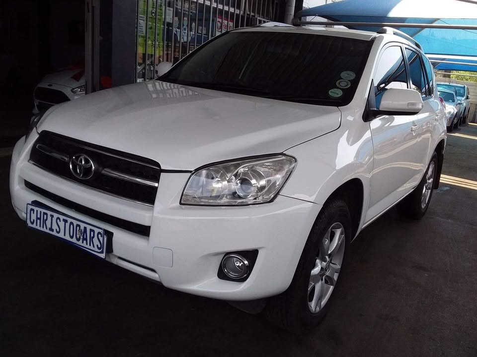 Used Toyota RAV4 2.0 VX Sky - Private Seller