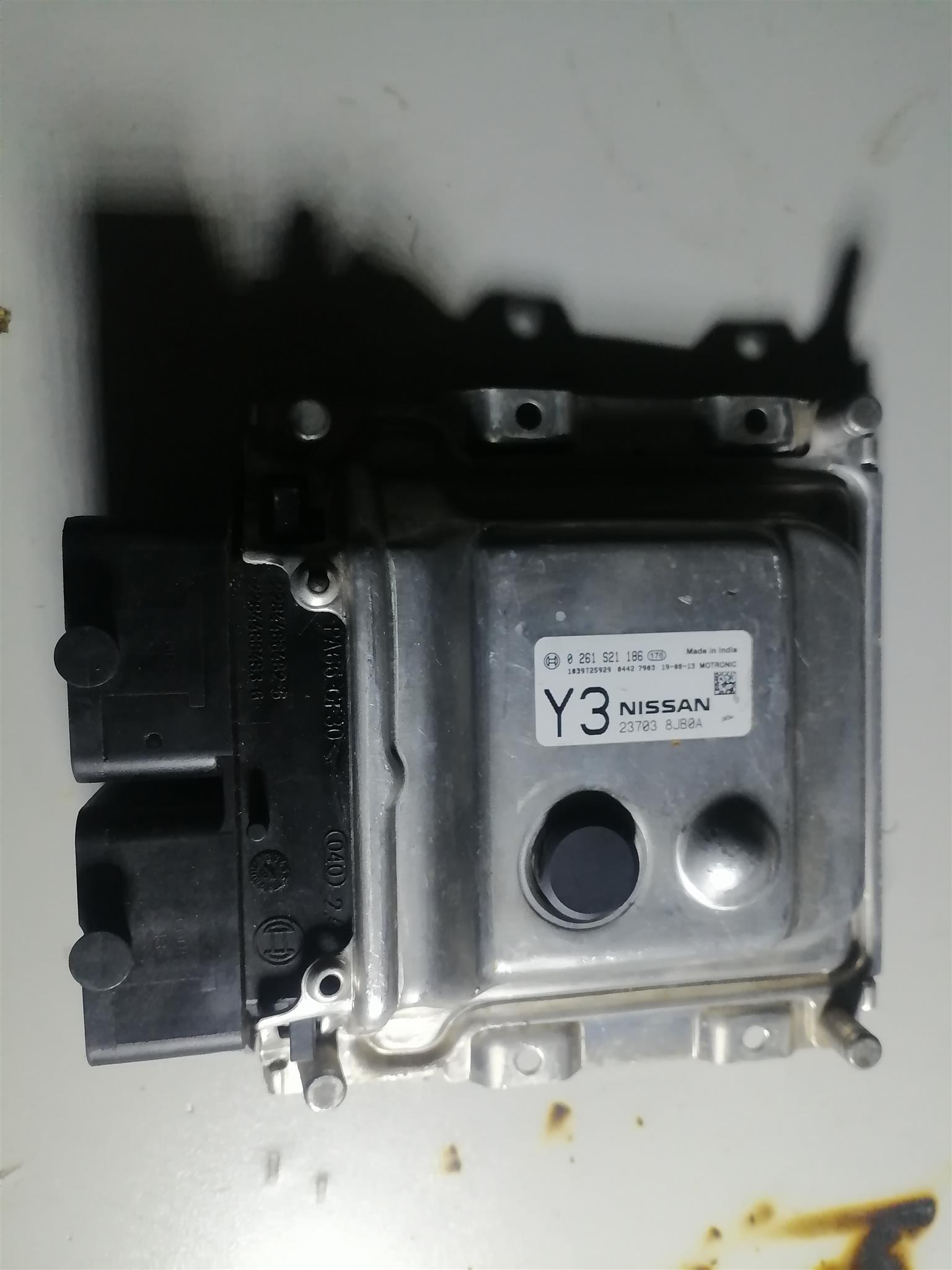 We sell ECU'S for Nissan cars, all in good working condition. - Private Seller