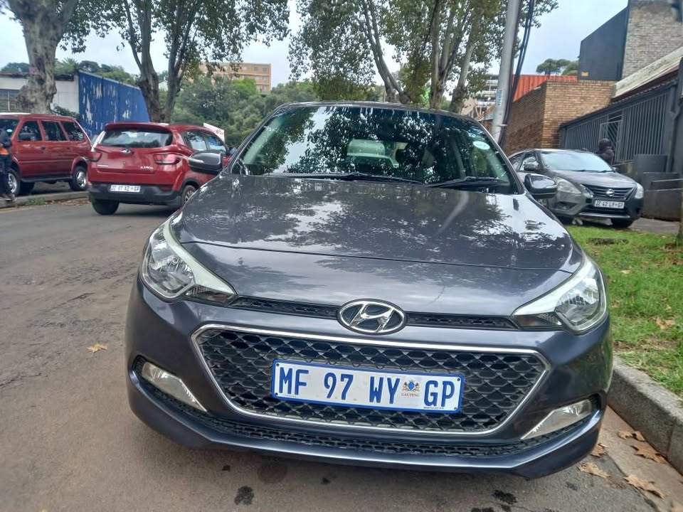 2016 Hyundai i20 1.2 fluid, Manual, Petrol, Grey 75000kms 2016 Hyundai i20 1.2 fluid, Manual, Petrol, Grey 75000kms