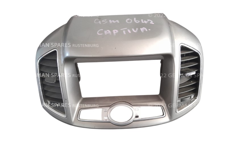 Chev captiva 2.4 2015 center dash cover FOR SALE - Private Seller Chev captiva 2.4 2015 center dash cover FOR SALE - Private Seller