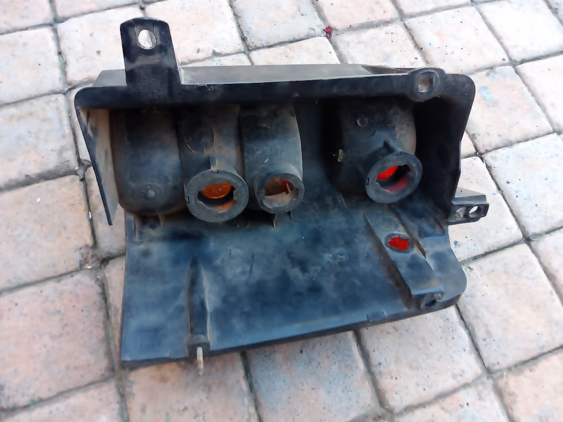 Jeep Grand Cherokee Tail Light