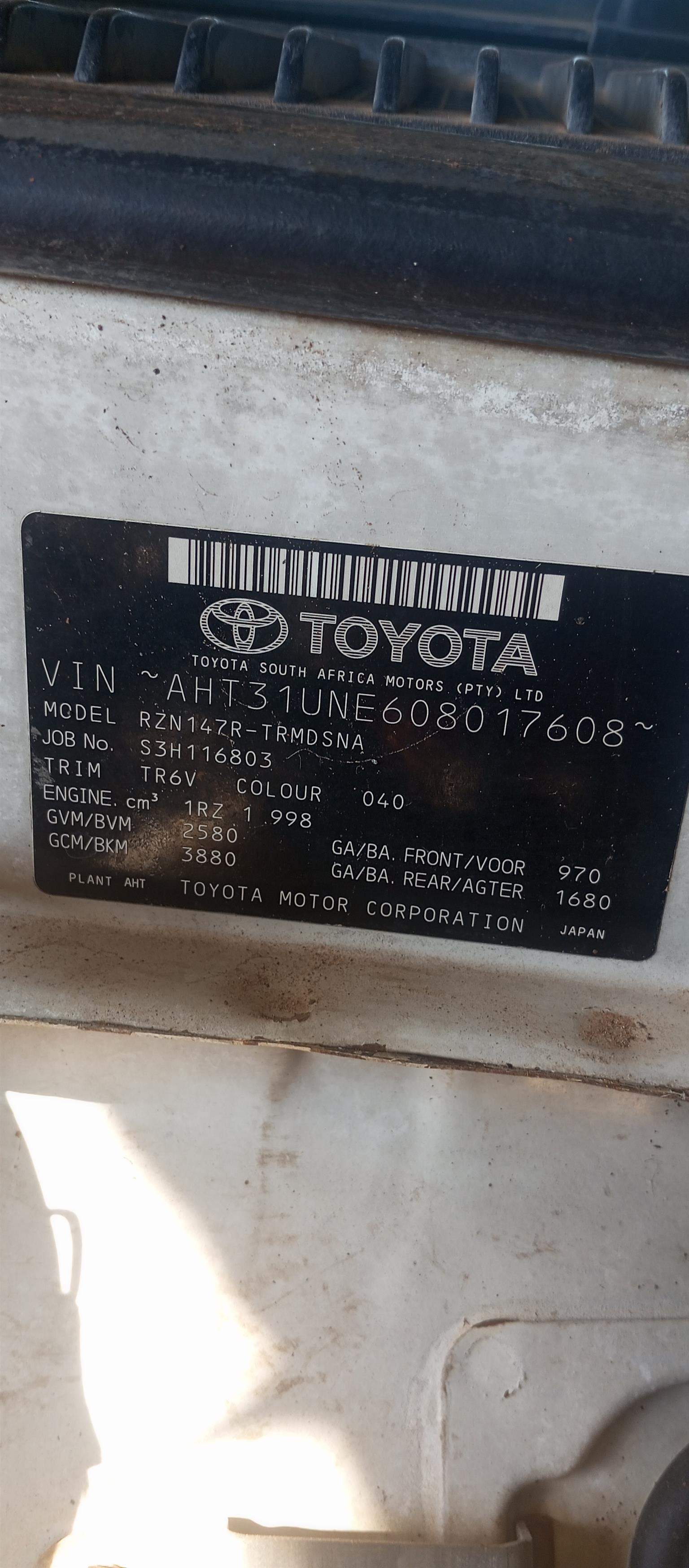 Used 2000 Toyota Hilux 2.4GD - Private Seller Used 2000 Toyota Hilux 2.4GD - Private Seller