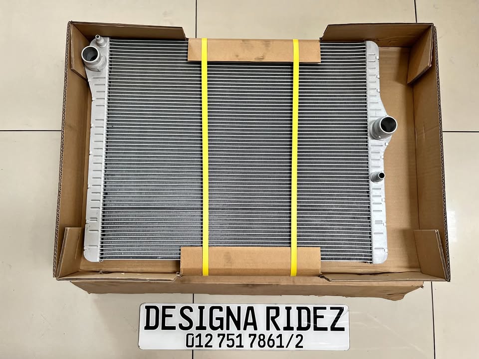 BMW F80 M3/F82 M4/F87 M2 - S55 RADIATOR AVAILABLE. - Private Seller BMW F80 M3/F82 M4/F87 M2 - S55 RADIATOR AVAILABLE. - Private Seller