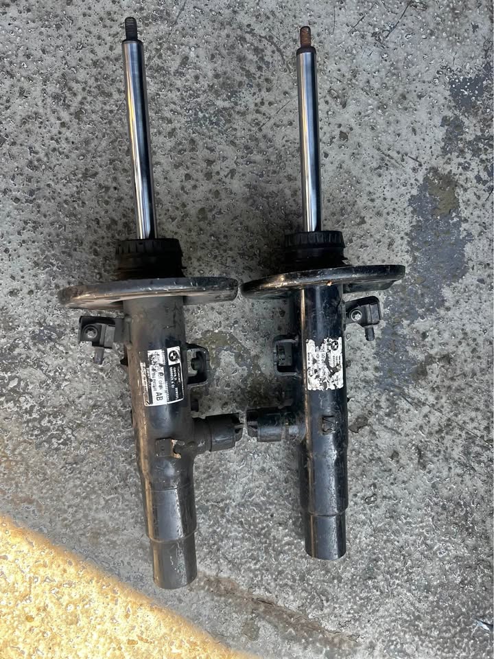 BMW G20/ G22/G23/G26 shocks - Private Seller