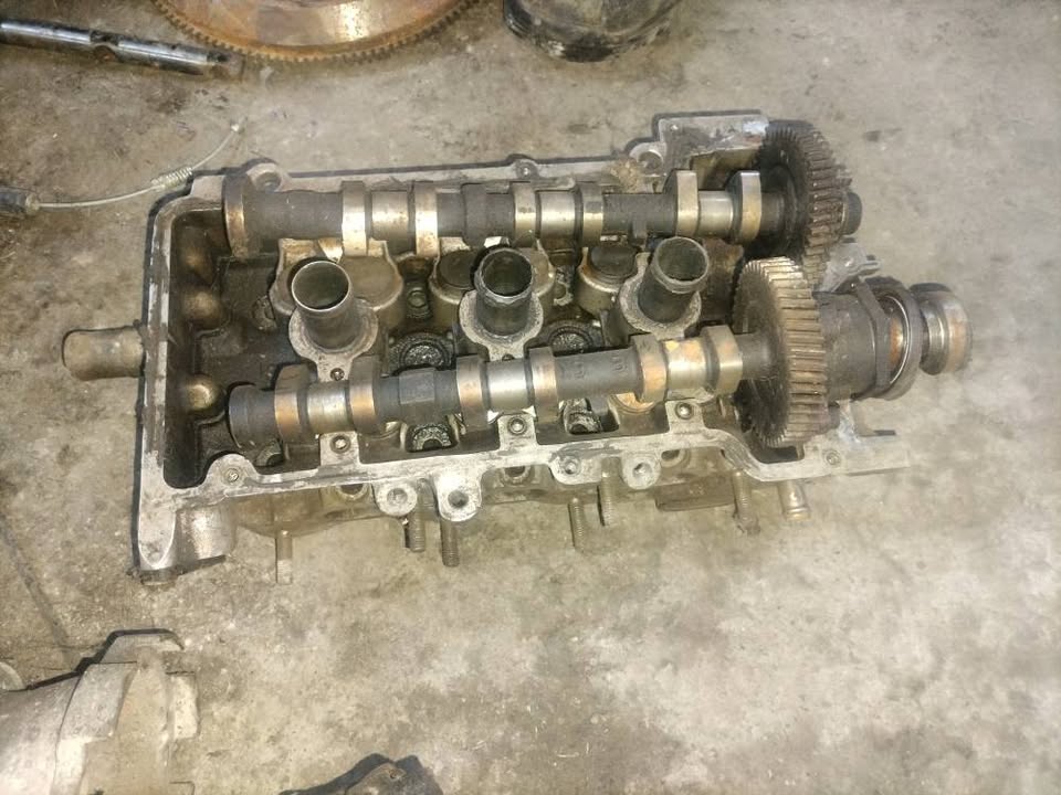 Daihatsu charade head cylinder - Private Seller