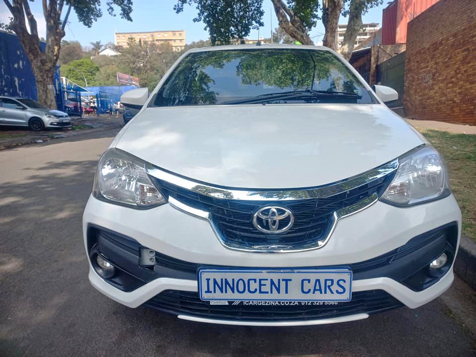 2019 TOYOTA ETIOS SEDAN 1.5 PETROL, MANUAL, WHITE COLOR, MILEAGE 71000KMS