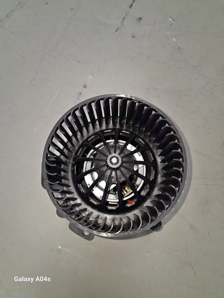CHEVROLET UTILITY 1.4, 1.6, 1.8 HEATER BLOWER FAN FOR SALE - Private Seller CHEVROLET UTILITY 1.4, 1.6, 1.8 HEATER BLOWER FAN FOR SALE - Private Seller