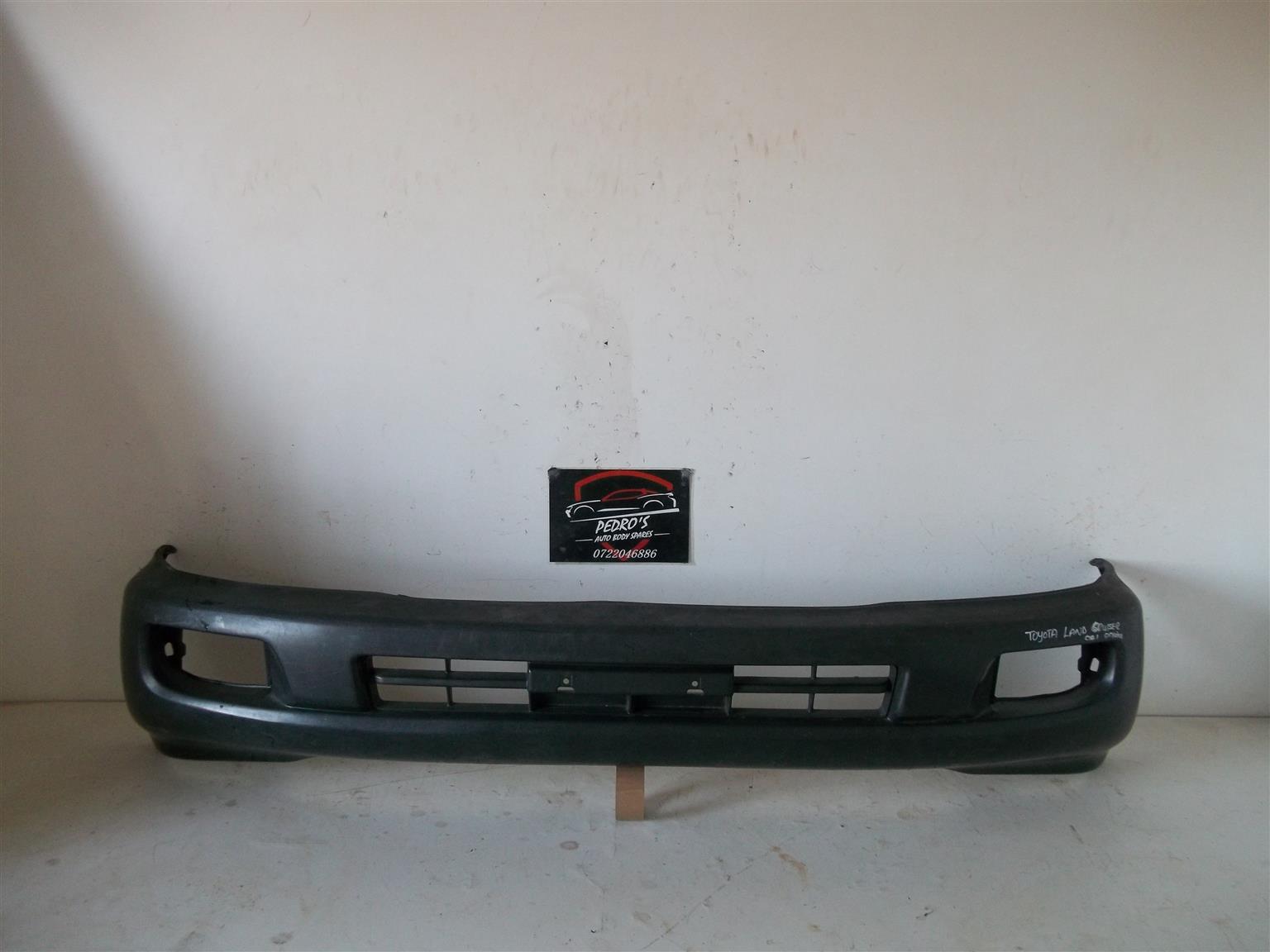 Toyota Land Cruiser (FJ76/79) '98-'07 front bumper - Private Seller Toyota Land Cruiser (FJ76/79) '98-'07 front bumper - Private Seller