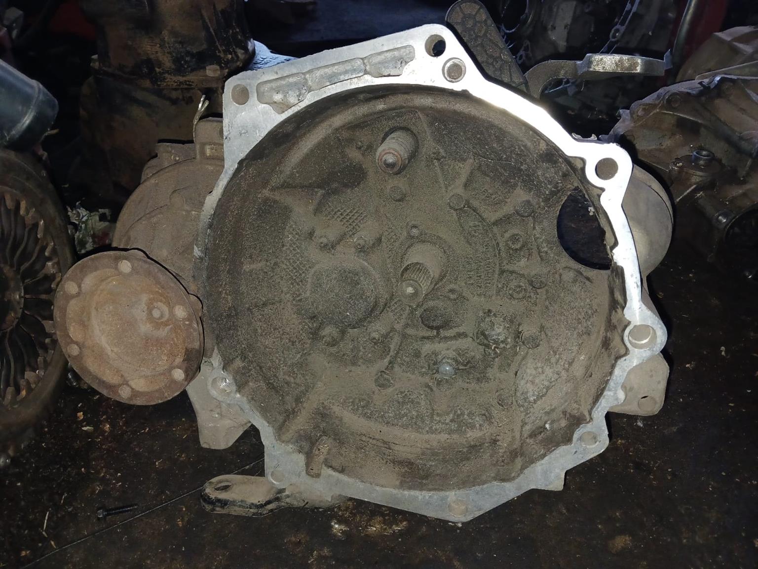 GOLF 5 6 GEARBOX 5 SPEED FOR SALE