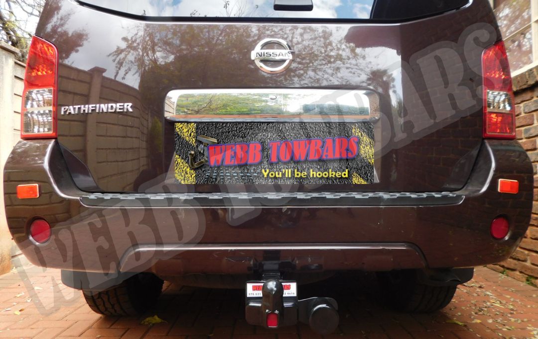 Nissan Pathfinder Standard/Detachable Towbars - Private Seller Nissan Pathfinder Standard/Detachable Towbars - Private Seller