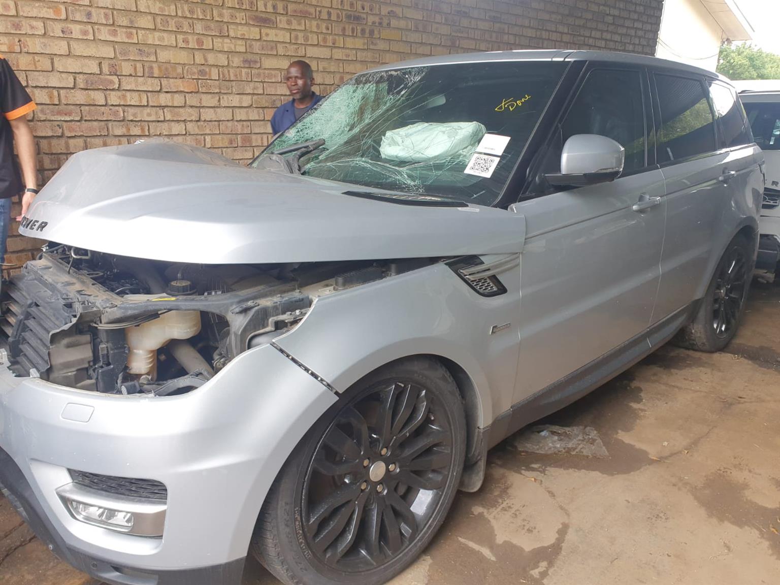 RANGE ROVER SPORT 4.4 SDV8 STRIPPING
