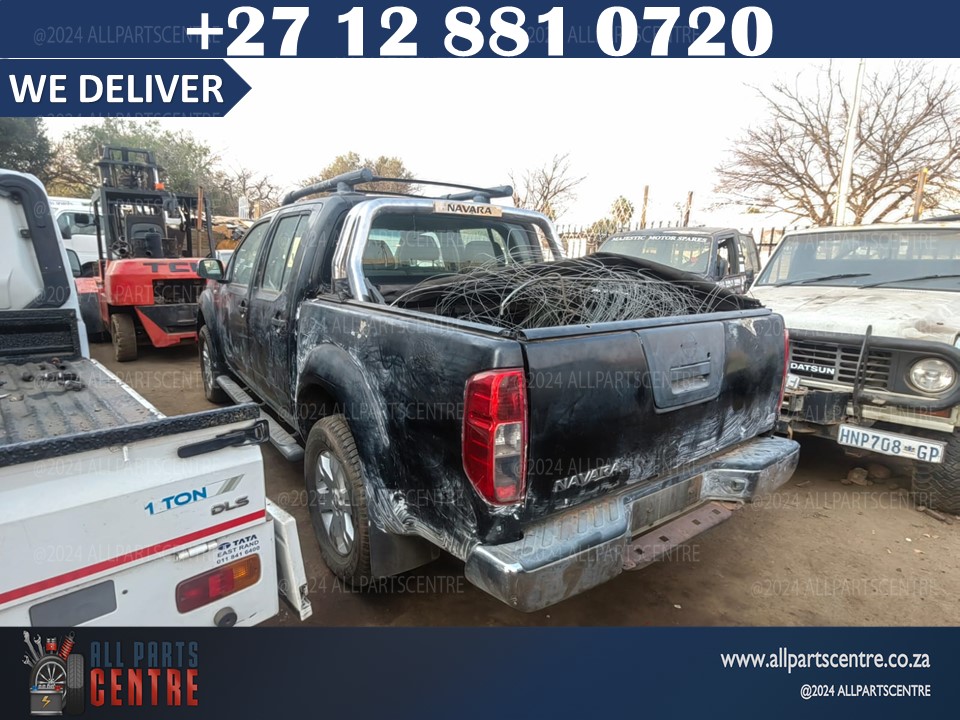 Nissan Navara D40 2007 diesel manual stripping for used spares and used parts