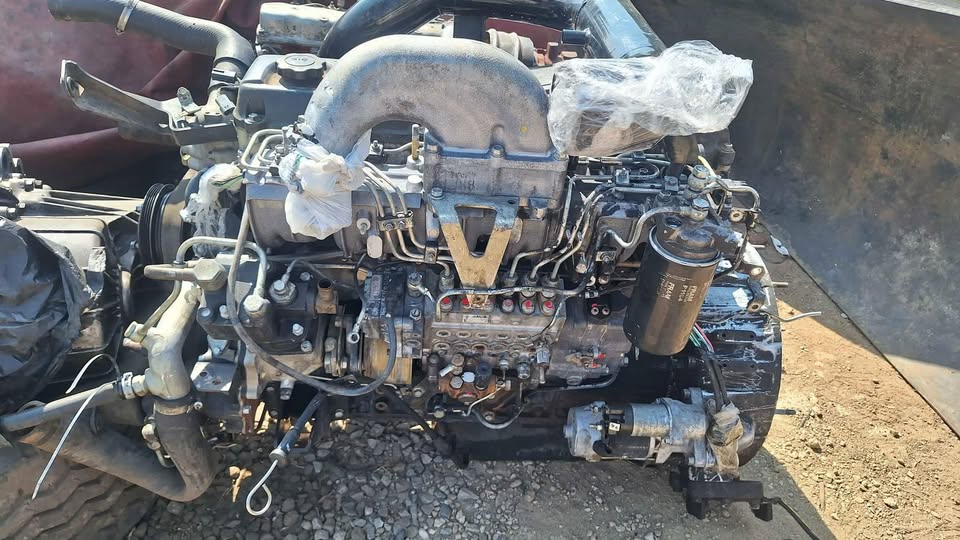 Nissan UD90/95/100 FE6 engine available