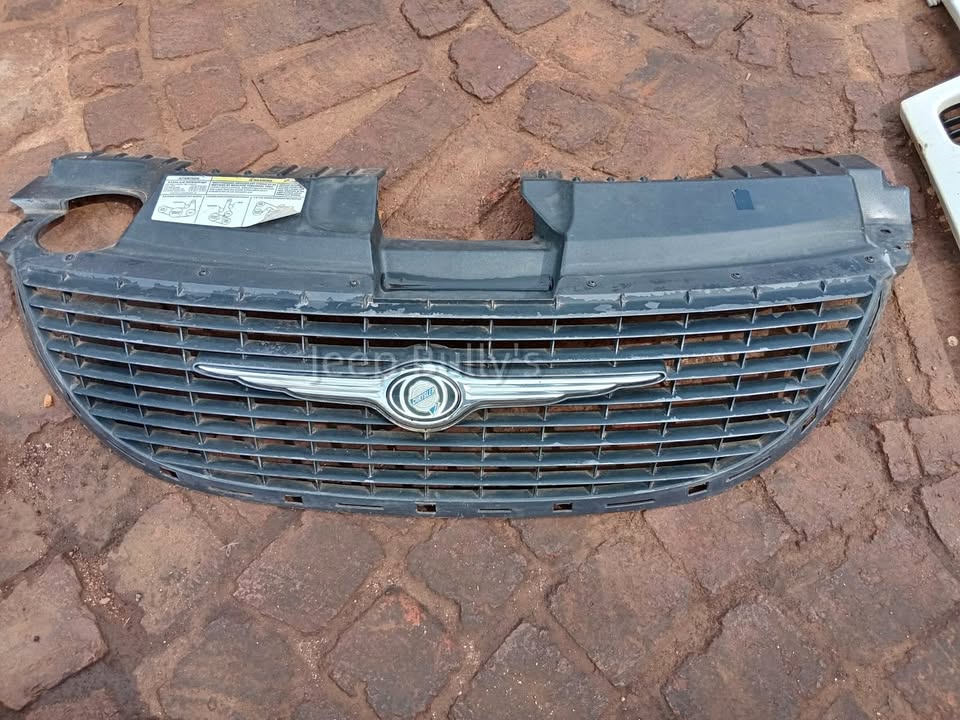 Grill From Stripped Chrysler Available - Private Seller Grill From Stripped Chrysler Available - Private Seller