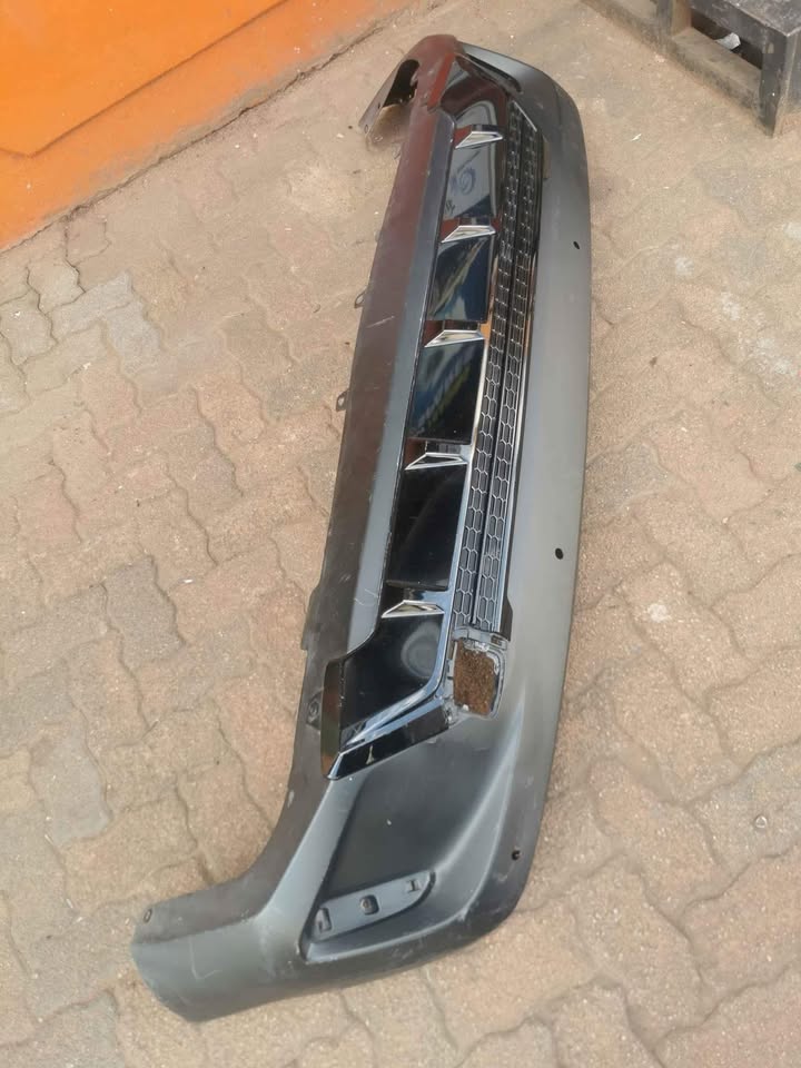 Rear bumper spoiler for Toyota collora 2023 - Private Seller