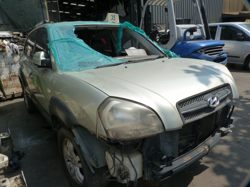 Hyundai Tucson 2.0  Manual G4GC - 2006 SPARESBOYZ STRIPPING FOR SPARES - Private Seller
