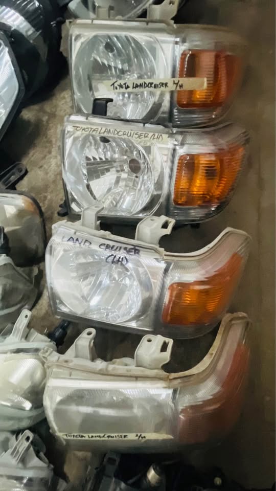 Toyota Land Cruiser Headlights - Private Seller Toyota Land Cruiser Headlights - Private Seller