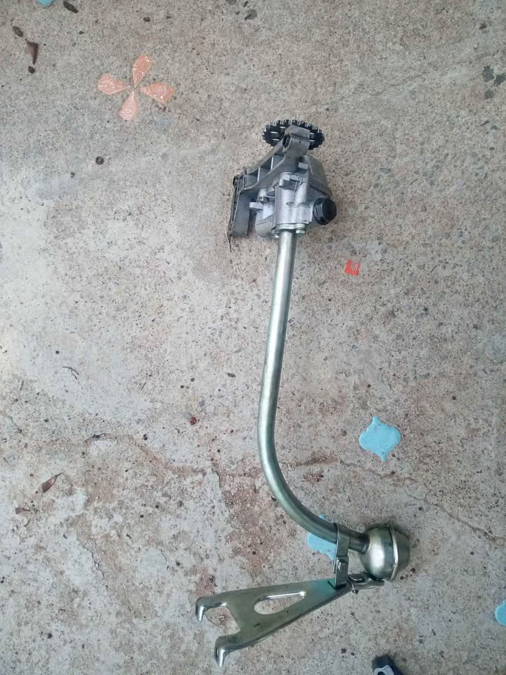 Ssangyong Diesel Oil pump - Private Seller