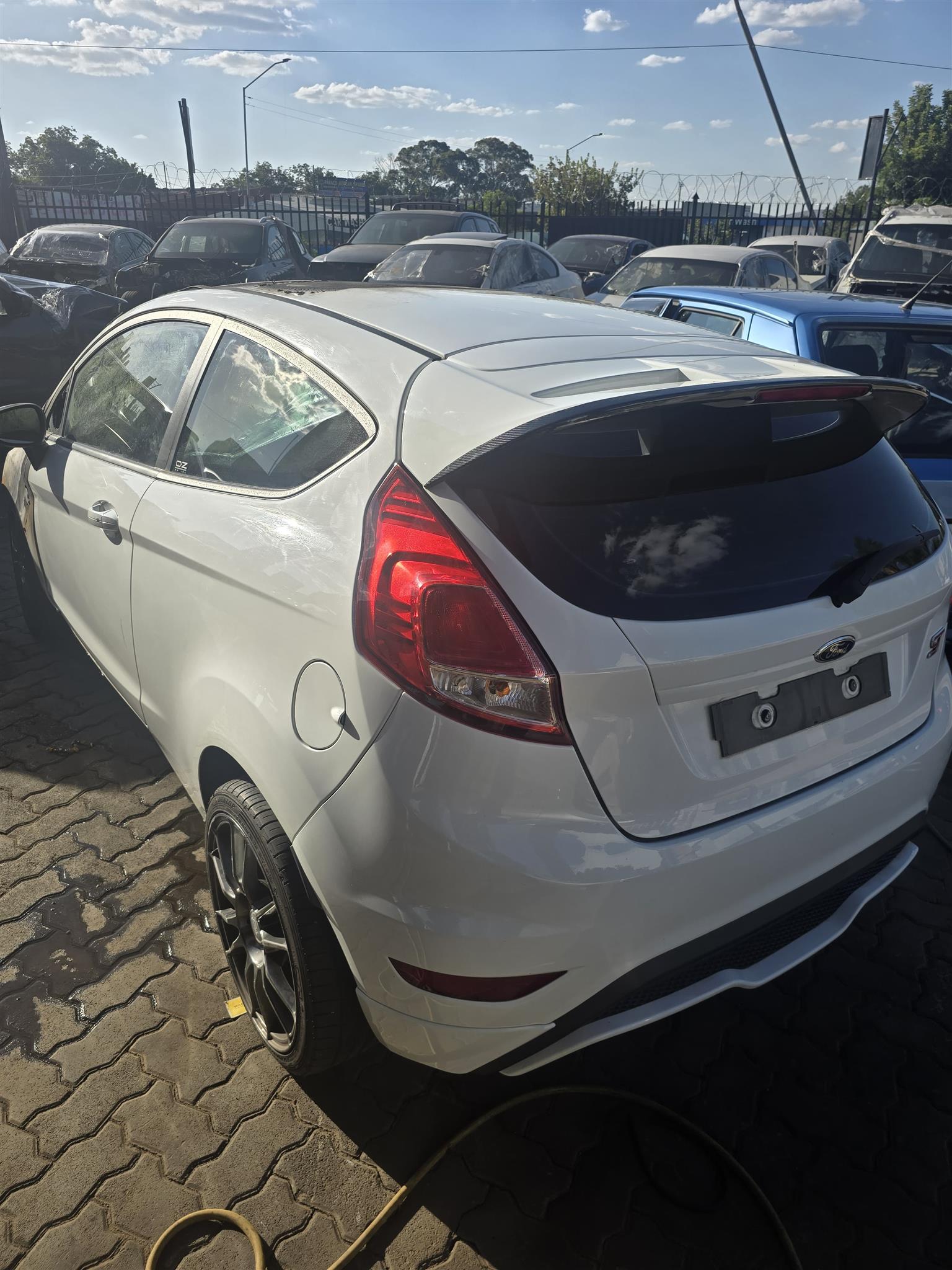 FORD FIESTA ST 1.6T ECOBOOST 2014 STRIPPING FOR SPARES - Private Seller