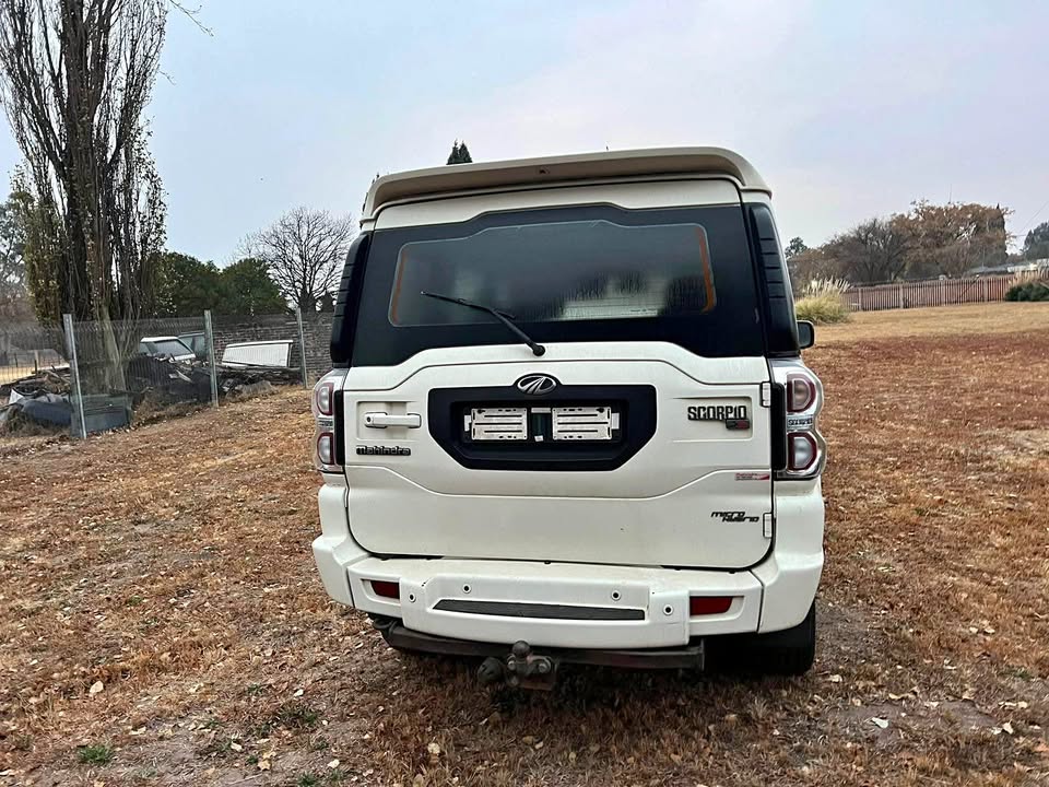Mahindra S10 SUV Stripping For Parts @Circle 7 Used Parts Call Or WhatsApp - Private Seller