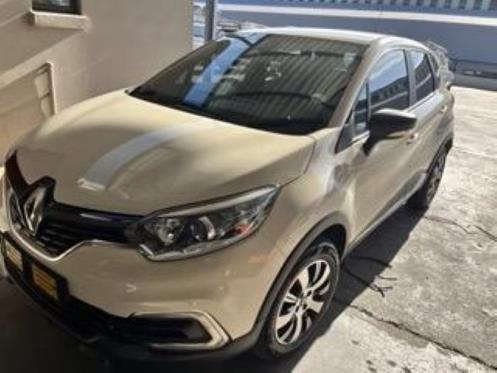 Used 2018 Renault Captur 66kW turbo Blaze - Private Seller Used 2018 Renault Captur 66kW turbo Blaze - Private Seller