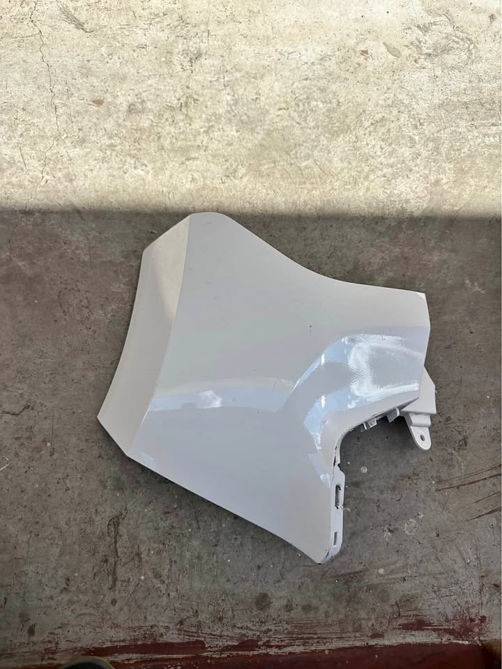 Kia Sonet left rear bumper piece - Private Seller Kia Sonet left rear bumper piece - Private Seller
