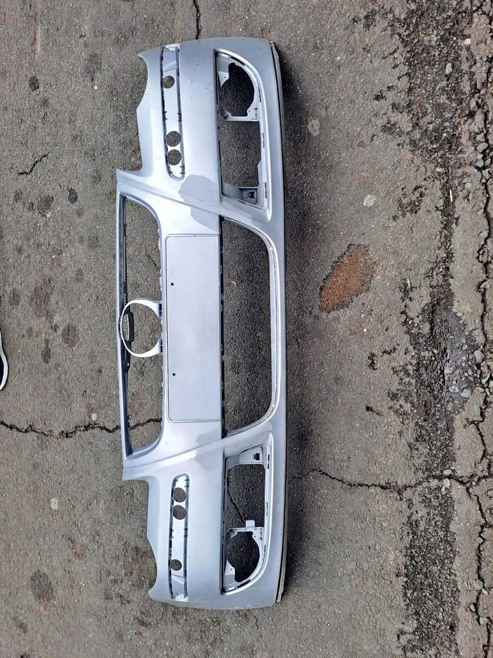 2005 - 2008 Audi A4 B8 Front Bumper Shell - Private Seller 2005 - 2008 Audi A4 B8 Front Bumper Shell - Private Seller