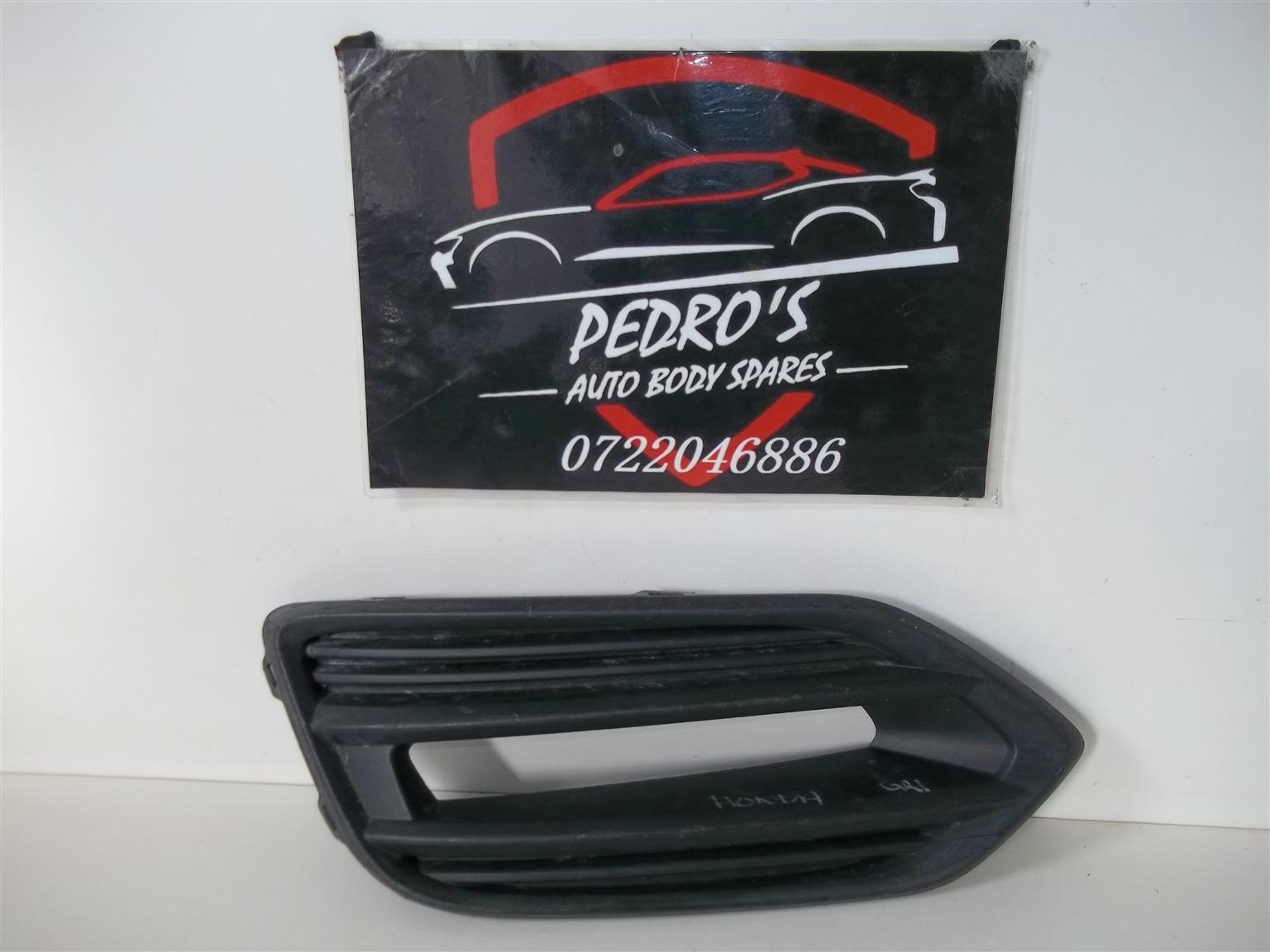 Honda HR-V fog light cover - Private Seller Honda HR-V fog light cover - Private Seller