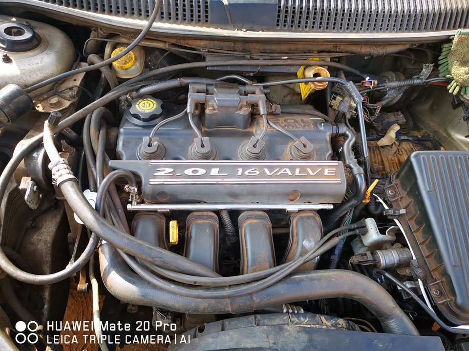 Chrysler neon 2.0 lt stripping 4 spares call us now - Private Seller