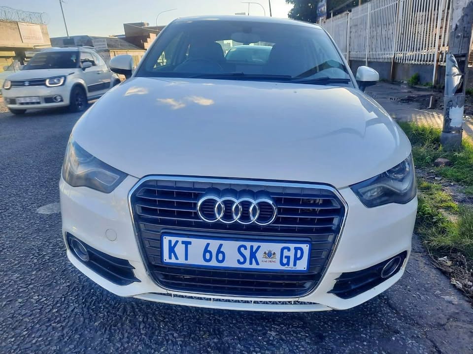 2012 Audi A1 1.4 TFSI Hatchback Automatic with a Nice interior seat and Service book and spare key
