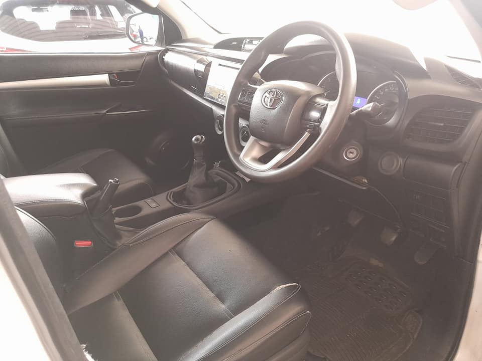 2018 TOYOTA HILUX 2.4 SRX GD6 4X4 DOUBLE CAB MANUAL